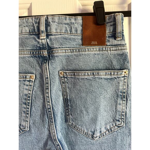 Zara Acid Wash Women's Straight Cut Jeans  US Size 4 - Picture 7 of 7